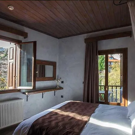 Apartahotel λίθος