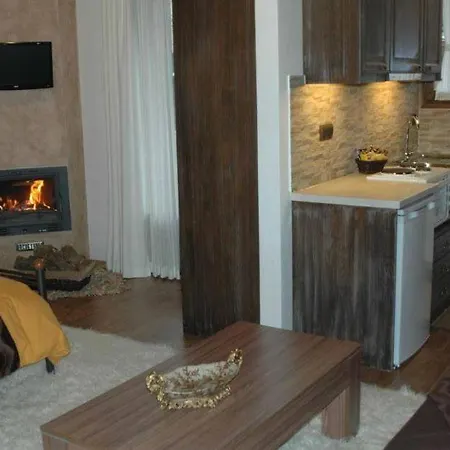 Apartahotel λίθος Eptálofos